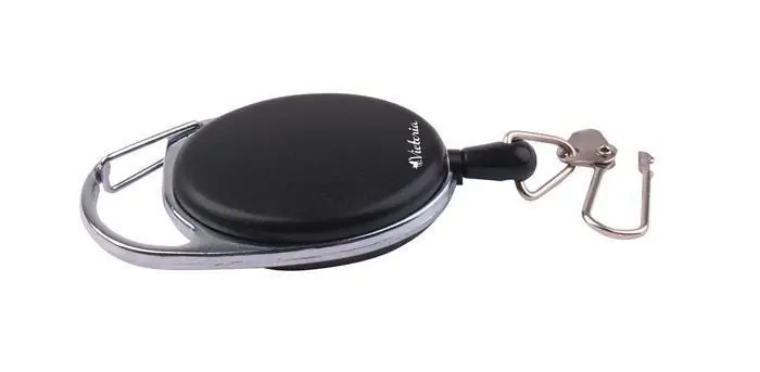 Originální Držák jmenovek, černá, výsuvný, karabina, VICTORIA OFERTA office vše pro kancelář