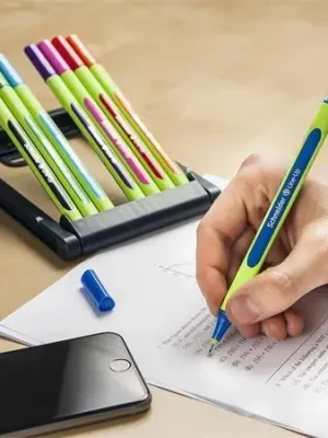 Nová Kolekce Finelinery "Line-Up", sada 8 různých barev, 0,4 mm, SCHNEIDER OFERTA office vše pro kancelář