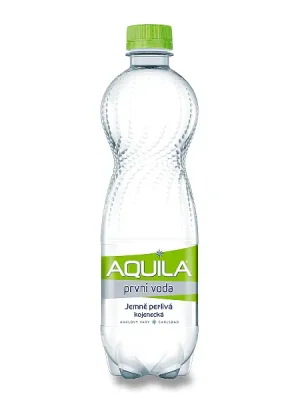Akce Aquila - jemně perlivá voda - 12 × 0,5 l